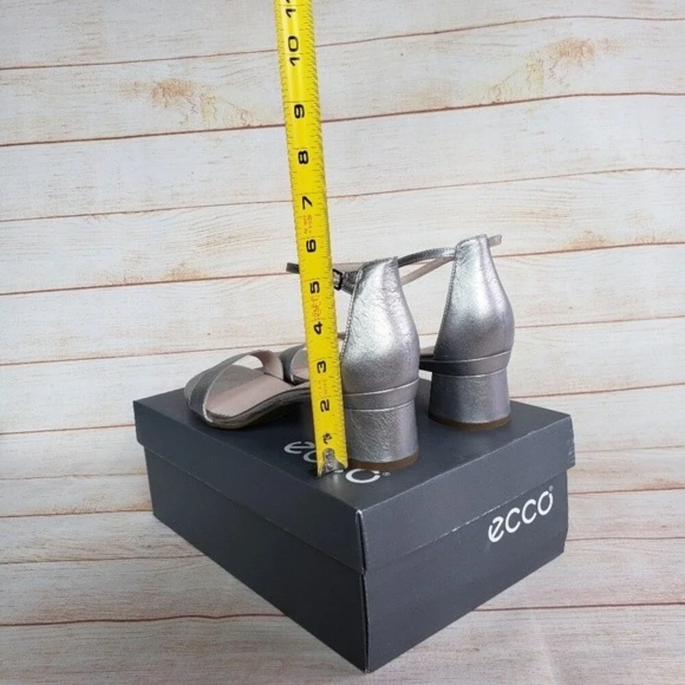 ECCO Elevate 45 Block Ankle Strap Leather Open Toe Sandals in Aluminum Silver